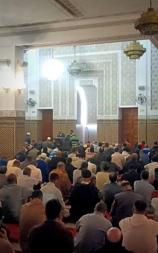 صور من الندوة العلمية بمسجد الفجر بالصخور السوداء، بعنوان: "بيان الأحكام المتعلقة بمن تنقص