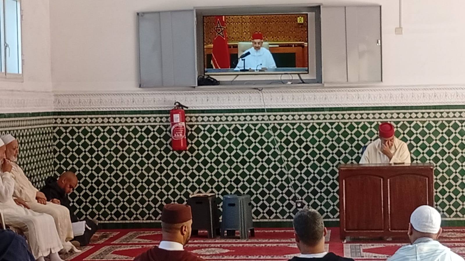 صور توثيقية للقاء الخاص بالاستماع إلى كلمة فضيلة السيد الأمين العام للمجلس العلمي الأعلى ب