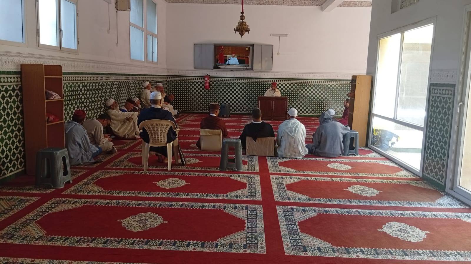 صور توثيقية للقاء الخاص بالاستماع إلى كلمة فضيلة السيد الأمين العام للمجلس العلمي الأعلى ب