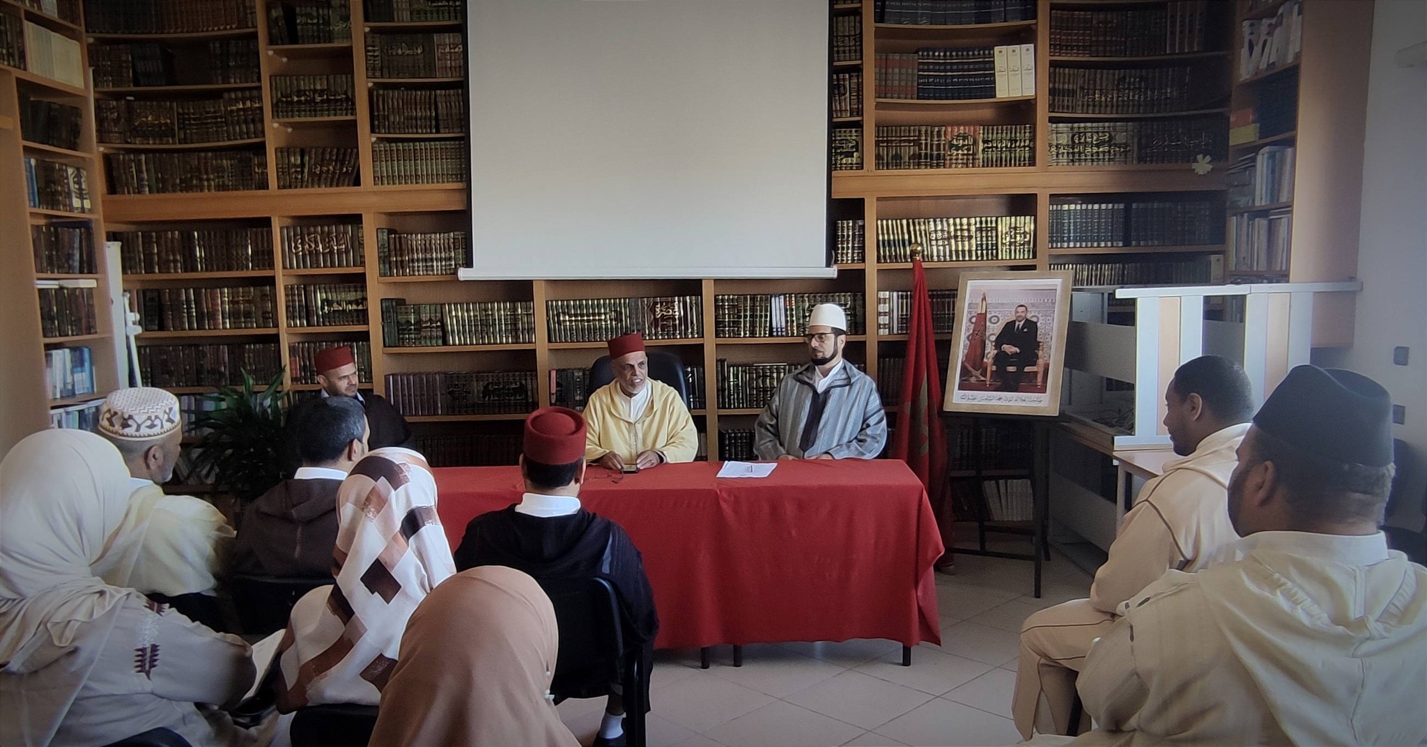 في سياق العناية المتواصلة بتأطير العمل الديني وتعزيز نجاعته الميدانية، انعقد يوم الأربعاء