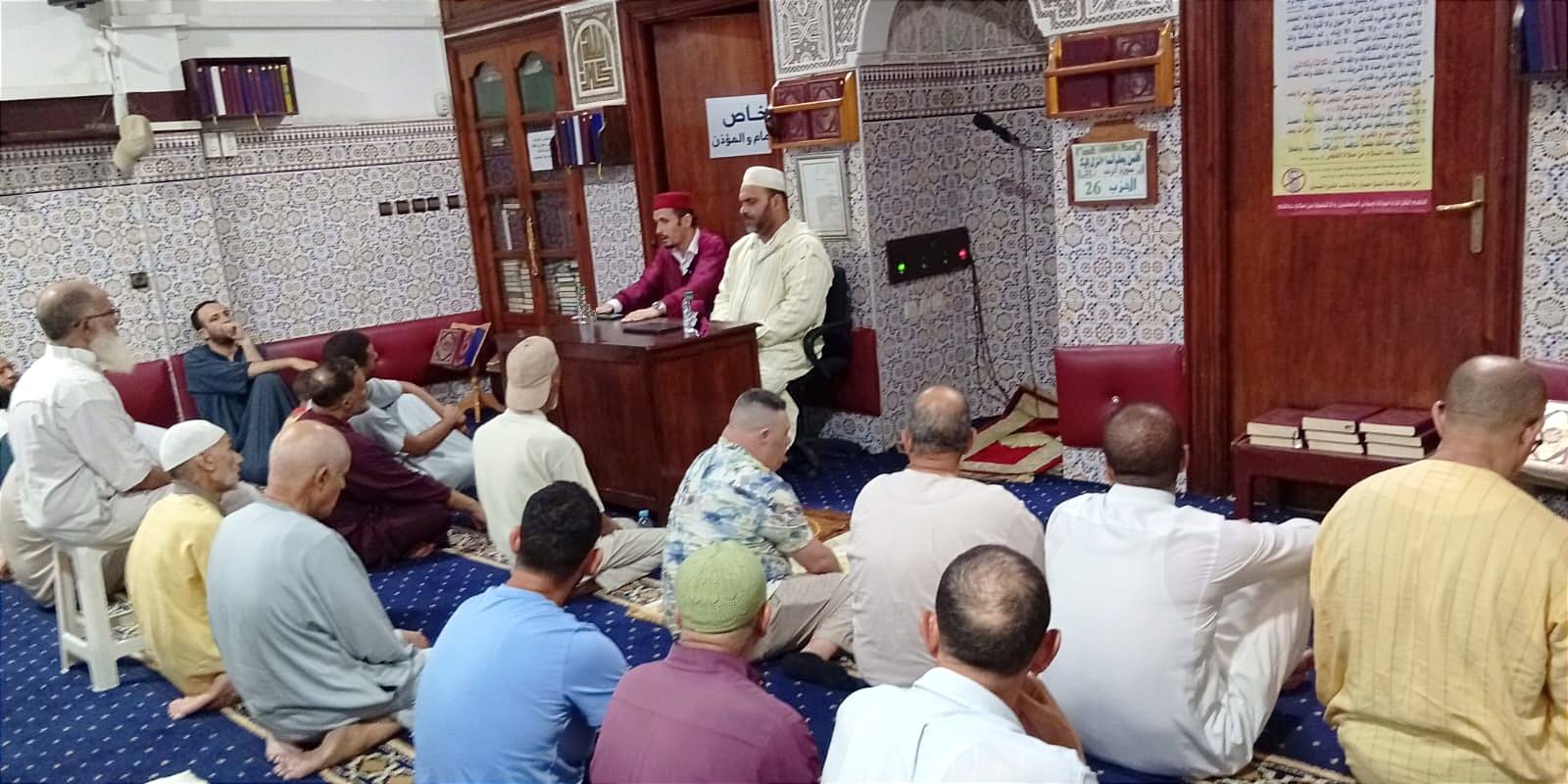 صور من الندوة العلمية بمسجد حكم1 بعنوان "الأدب مع النبي صلى الله عليه وسلم في حياته وبعد و