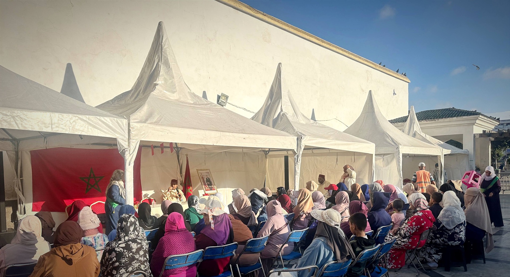 في أجواء يوم الجمعة المبارك، حيث تتعانق نفحات الإيمان مع معاني الاجتماع والتراحم، واصلت ال