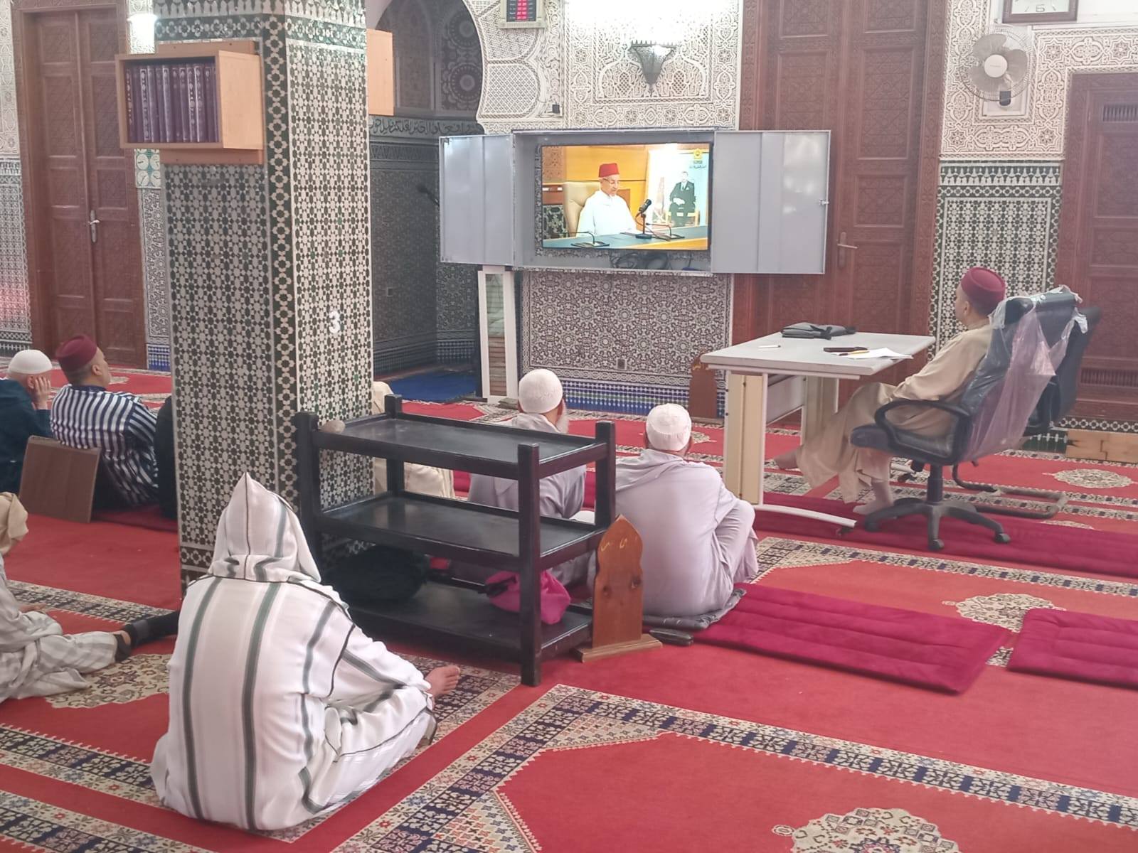 صور توثيقية للقاء الخاص بالاستماع إلى كلمة فضيلة السيد الأمين العام للمجلس العلمي الأعلى ب