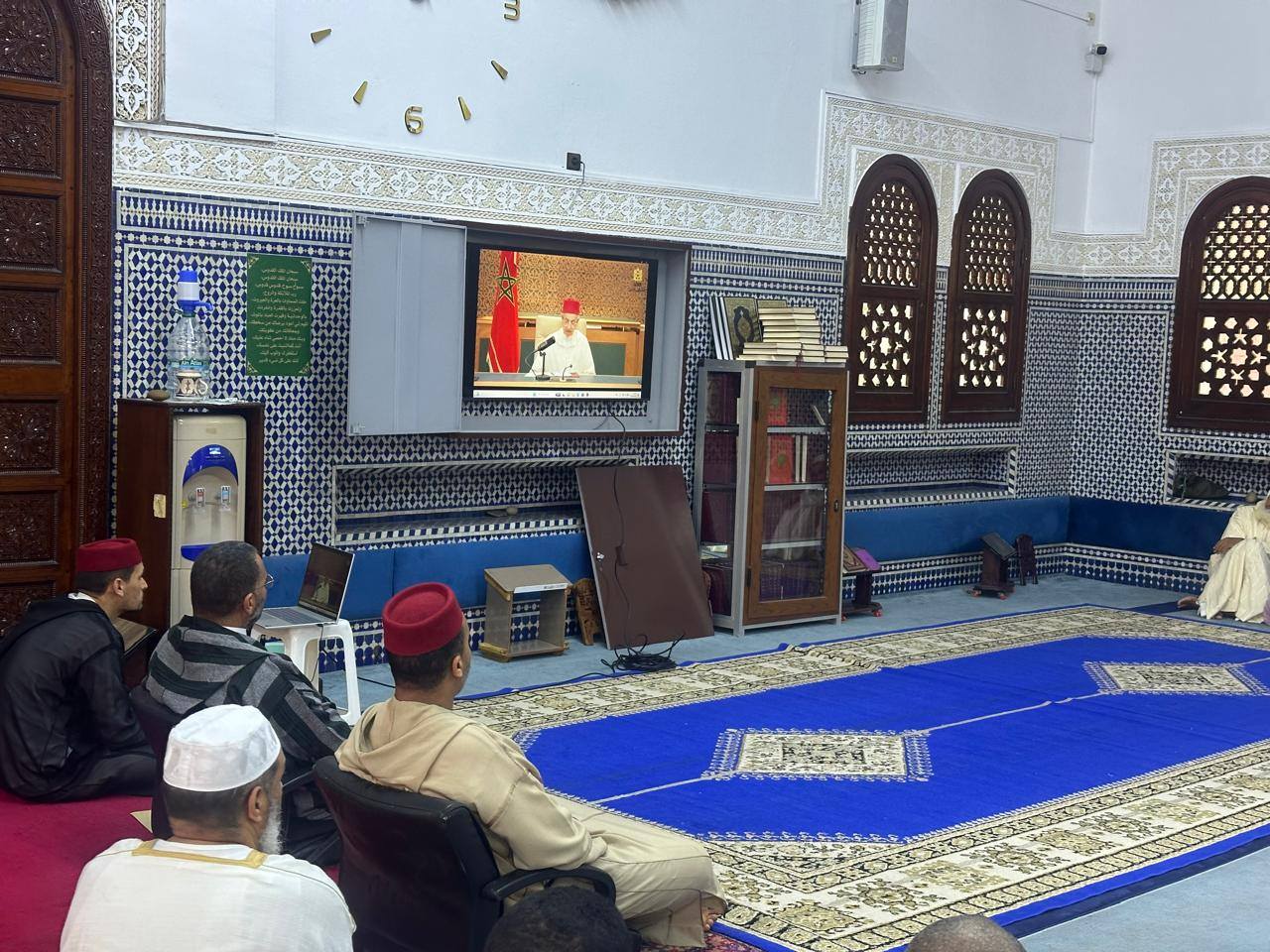 صور توثيقية للقاء الخاص بالاستماع إلى كلمة فضيلة السيد الأمين العام للمجلس العلمي الأعلى ب