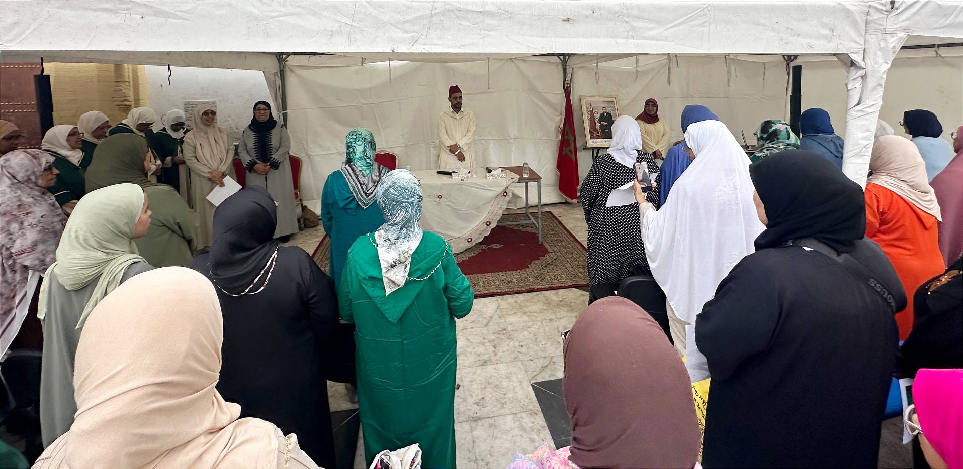 في سياق مواصلة الاحتفاء بالرسالة الملكية السامية بمناسبة مرور خمسة عشر قرنا على ميلاد الرس